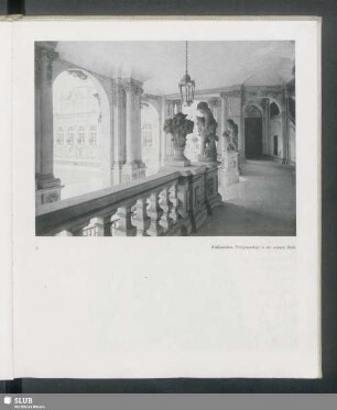Wallpavillon. Treppenanlage in der unteren Halle