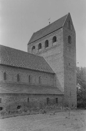 Schönhausen. Romanische Dorfkirche