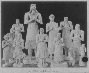 Die 12 Beter aus Tell Asmar aus Alabaster