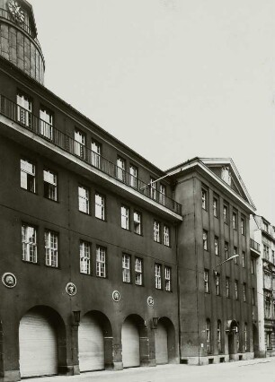 Dresden-Neustadt, Louisenstraße 18/14. Feuerwache (1916). Straßenansicht