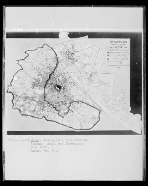 Stadtplan vom Wien mit Kennzeichnung der Gebietserweiterung seit der Römerzeit bis 1910