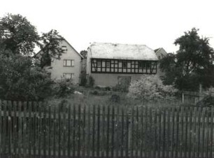 Niederalbertsdorf, Dorfstraße 147. Vierseithof (1801/1900)