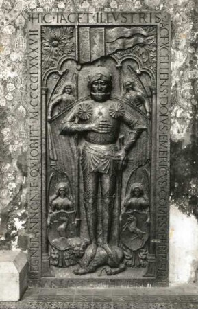 Spišské Podhradie (Kirchdrauf). Spišská Kapitula (Zipser Kapitel). Kathedrale des Heiligen Martin (beg. 1245–1273). Grabkapelle der Familie Zápolya (1493), Grabplatte für Emmerich Zápolya († 1487)