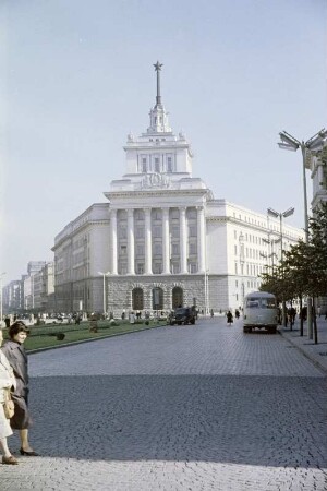 Das Parteigebäude der Kommunistischen Partei, heute Regierungsgebäude Bulgariens in Sofia