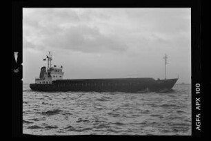 Tora (1981), Hintz, Fischer, Husum