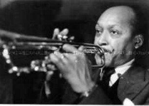 Der amerikanische Jazz-Musiker Bill Coleman in Paris