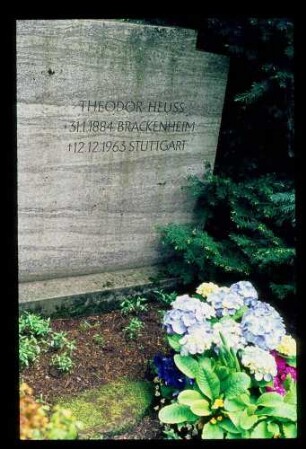 Grab Th. Heuss 21.5.73.