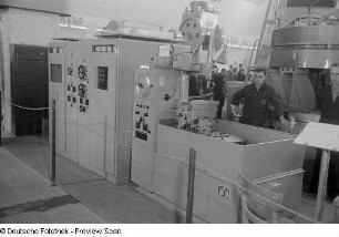 Werkzeugmaschine (Zahnradhärtemaschine) von WMW