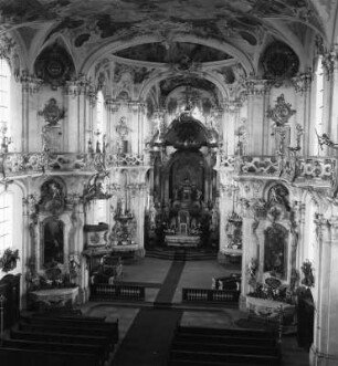 Birnau (Uhldingen-Mühlhofen). Wallfahrtskirche Sankt Maria (1746/1750; P. Thumb). Inneres von der Orgelempore zum Altar