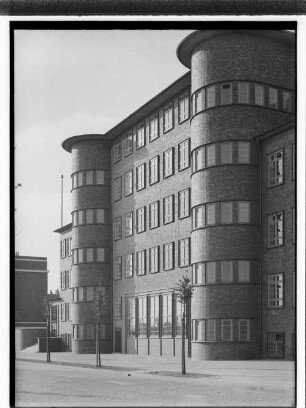 Schule Langenfort (Hamburg-Barmbek): Teilansicht Vorderfront : SchumacherWV Nr. 258
