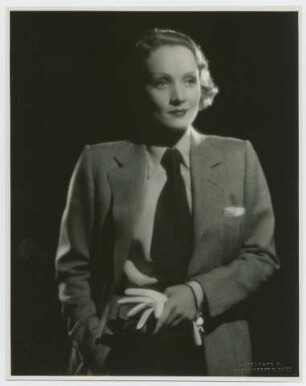 Marlene Dietrich (Los Angeles, 1933) (Archivtitel)