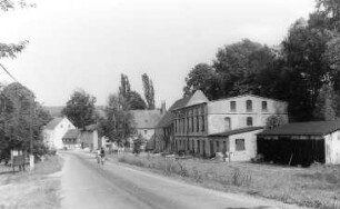 Schöpstal-Kunnersdorf. Ehemalige Mittelmühle (rechts)