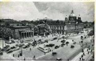 Neue Wache und Zeughaus in Berlin