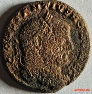 Römische Münze, Nominal Follis, Prägeherr Maximianus Herculius (?), für Constantius I. Caesar, Prägeort Rom, Original