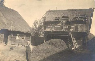 Haus in der Oberlausitz : Bauwesen - Wirtschaftsgebäude und Gehöfte. Ort: Hornja Łužica / Oberlausitz. Gebohltes Haus