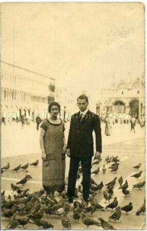 Paar auf dem Markusplatz, Venedig