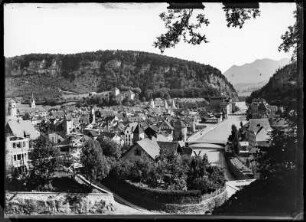 Österreich, Feldkirch. Stadtansicht mit Ill