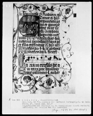 Fünfbändiges Missale von Berthold Furtmeyr — Vierter Band — Initiale S (tatuit), darin Auffindung der Gebeine des heiligen Rupertus, Folio 62recto