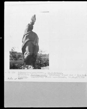 Figur eines Bischofs