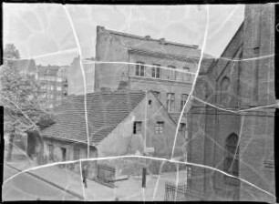 Ackerbürgerhaus neben der Herz-Jesu Kirche Alt-Lietzow