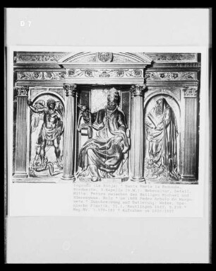 Altar, Detail, Mittelgeschoss: Heiliger Petrus zwischen dem Heiligen Michael und Hieronymus