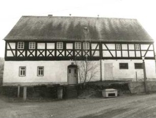 Steinbach. Wohnstallhaus, Neue Siedlung 1 (1807). Straßenfront