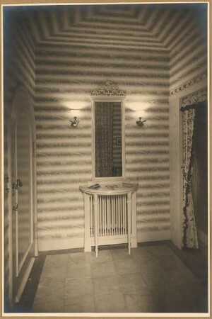 Wohnung Otto Marx, Kurfürstendamm, Berlin-Charlottenburg. Umbau, Aufstockung: Garderobe