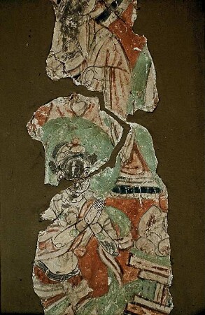 Anbetender vor Buddha