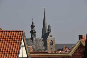 Quedlinburg - Marktkirche : Marktkirche gesehen vom Wasserwinkel, aufgenommen in Quedlinburg am 6. April 2014. Foto Uwe Gerig