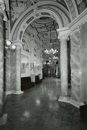 Dresden. Semperoper. Innenansicht