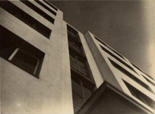 Eröffnung der Dammerstocksiedlung. Wohnblock