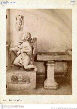 Seil (?) haltender Putto