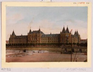 Die Jägerkaserne am Sachsenplatz in Dresden (1880 erbaut), Blick nach Süden