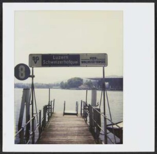 Schweizerhofquai am Vierwaldstättersee bei Luzern, im Hintergrund das Kultur- und Kongresszentrum Luzern