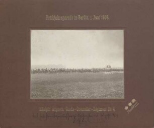 "Königin Augusta Garde-Grenadier-Regiment No. 4, Frühjahrsparade in Berlin, 1. Juni 1908".
