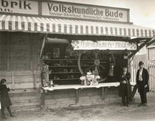 "Volkskundliche Bude"