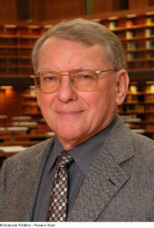 Hering, Jürgen (geb. 1937; Bibliothekar, Bibliotheksdirektor)