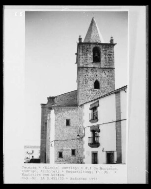 Pfarrkirche Santiago de los Caballeros — Westfassade