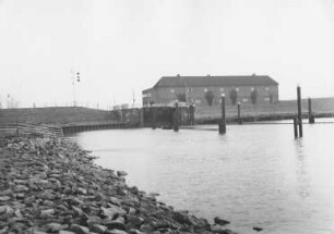 Schleuse und Sperrwerk Nordfeld/Eider
