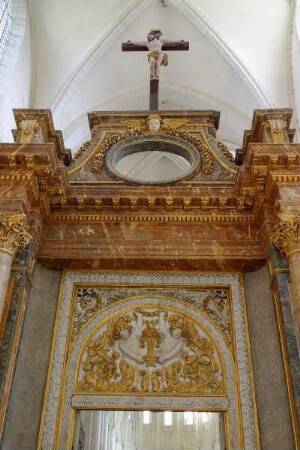 Frankreich. Bourgogne. Yonne. Pontigny. Abbaye. Romanische Abtei. Holzlettner