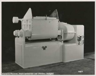 Universal Misch- und Knetmaschine der Werner & Pfleiderer Maschinenfabrik & Ofenbau