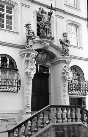 Tauberbischofsheim: Barockportal