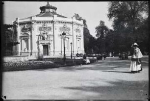 Paris, Jardin des Champs-Élysées, Théâtre Marigny
