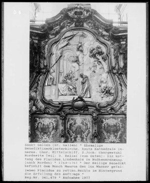 Chorgestühl, Rückwände mit Szenen aus dem Leben des Heiligen Benedikt, Nordseite, 3. Relief von Osten: Versuchung des Heiligen