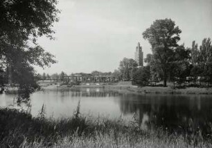 Magdeburg, Rotehorn-Park : Magdeburg. Rotehorn-Park. Adolf-Mittag-See (Erweiterung der Tauben Elbe 1908) gegen Aussichtsturm