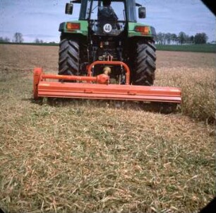 Fotografie: Pflegegerät, Mulchgerät