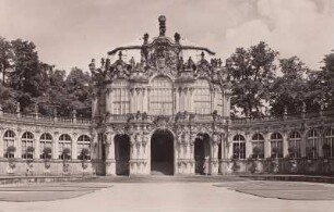 Wallpavillon