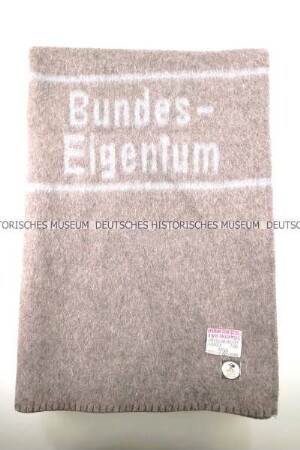 Wolldecke aus 4-Bett-Zimmer im Regierungsbunker Marienthal
