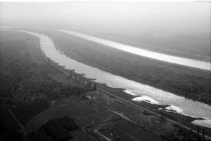 Breisach: Rhein und Rheinseitenkanal, oberhalb