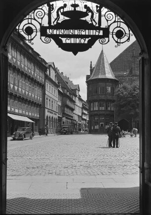 Hildesheim, Markt : Hildesheim, Markt gegen den Rundturm des Rathauses